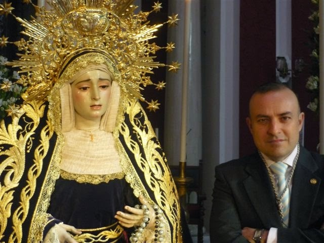 Eduardo Velo recibe hoy la Medalla de Oro de la Hermandad de Loreto