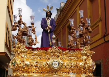 Vía Crucis presidido por Nuestro Padre Jesús Cautivo