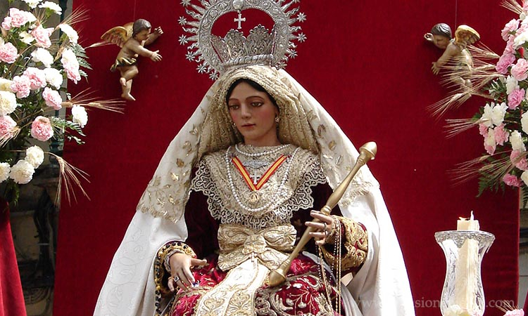 Procesión extraordinaria de la Divina Pastora y traslado a San Dionisio