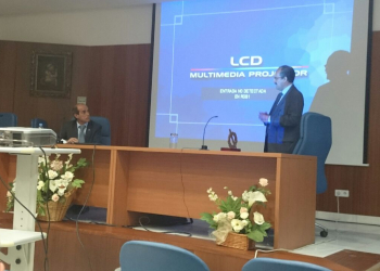 Interesante charla de D. Ángel Escribano Leal