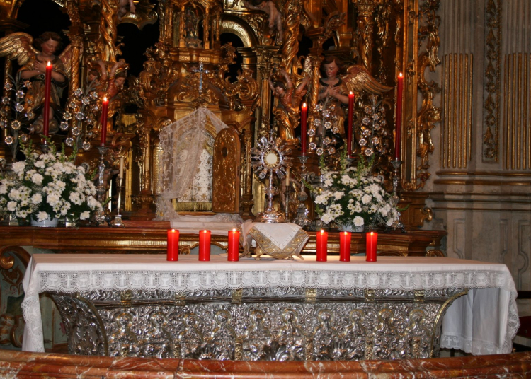 Cultos Sacramentales de la Hermandad del Santo Crucifijo