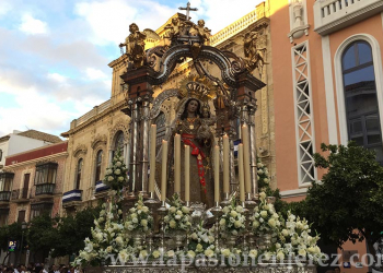 La Virgen del Rosario de los Montañeses procesionó en la tarde de ayer