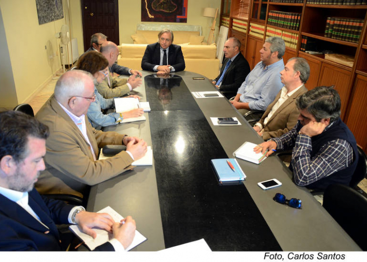 El Ayuntamiento y la Unión de Hermandades continúan avanzando en el diseño de la próxima carrera oficial