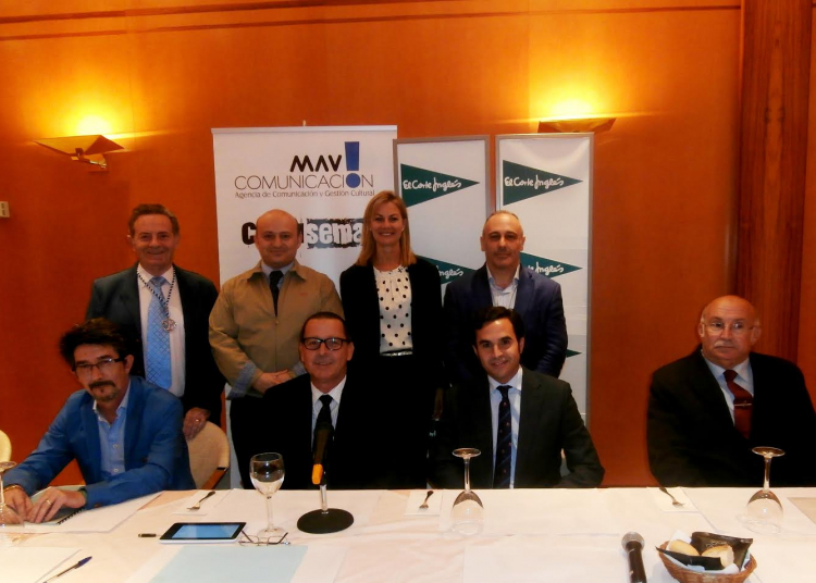 Las tertulias cofradieras no son unas Juntas de Gobierno paralelas