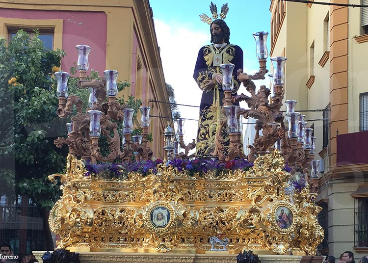 La amenaza de lluvia impidió un Martes Santo completo