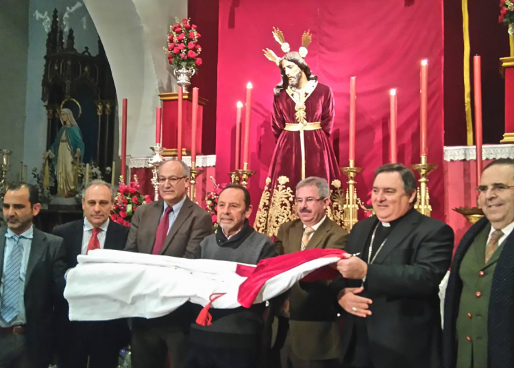 Firmado el documento que permite a la Hermandad del Prendimiento liberar a un preso de Puerto III