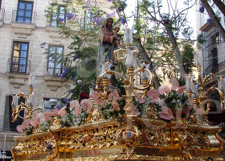 Procesiones para el último sábado de Mayo