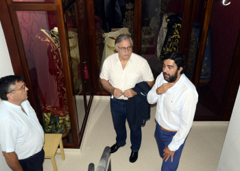 Responsables del Ayuntamiento visitan la ermita de San Telmo