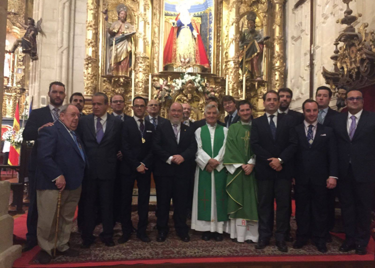 Ayer tomó posesión la nueva Junta de Gobierno del Mayor Dolor