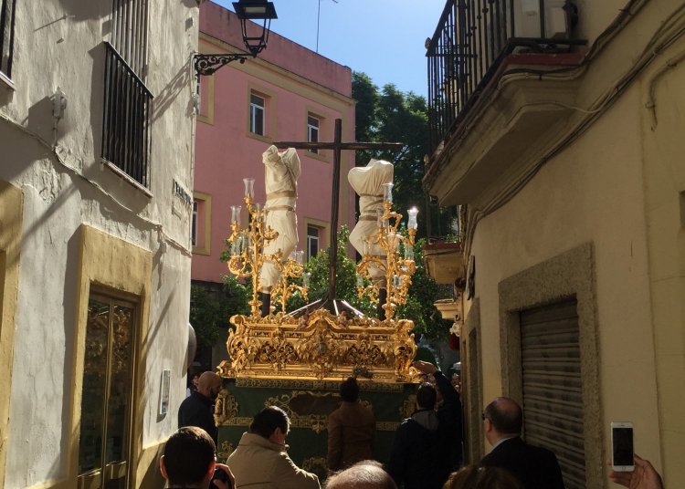 La Vera Cruz podrá coger por la parte peatonal de Francos el Jueves Santo de 2017