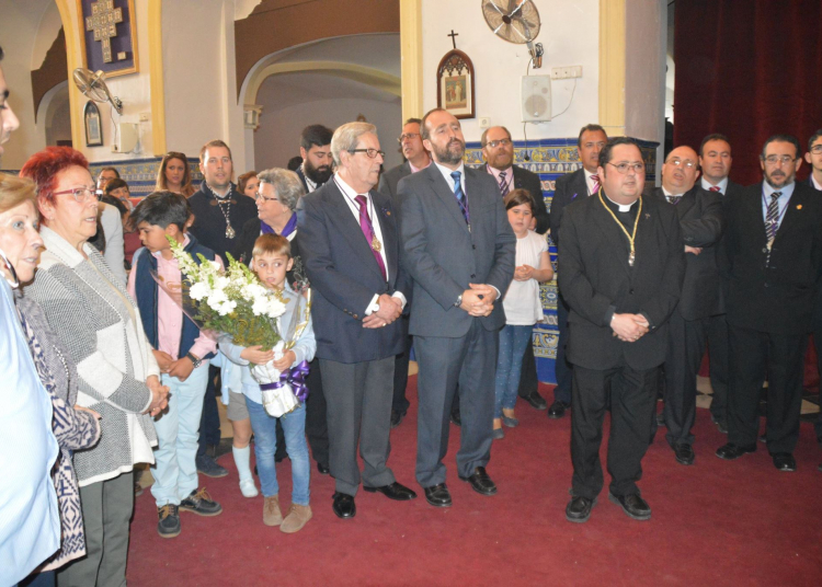 Un fajín para la Vírgen del Traspaso