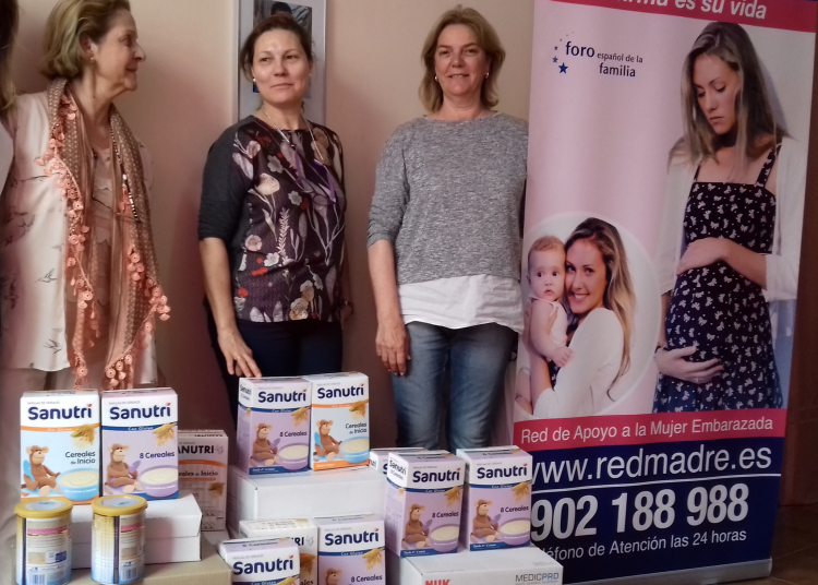 La bolsa de caridad de la Defensión colabora con la parroquia de la Granja y a RedMadre