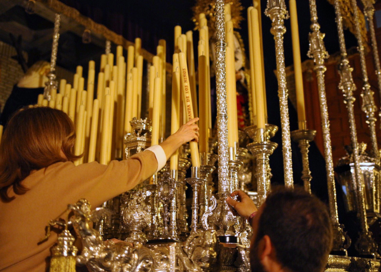 El paso de la Virgen de la O llevará dos velas votivas
