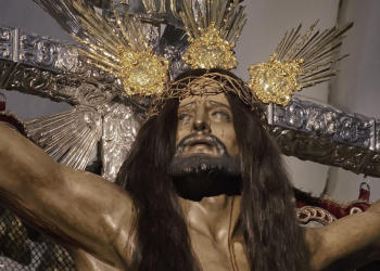 Vía Crucis presidido por la imagen del Cristo de la Expiración