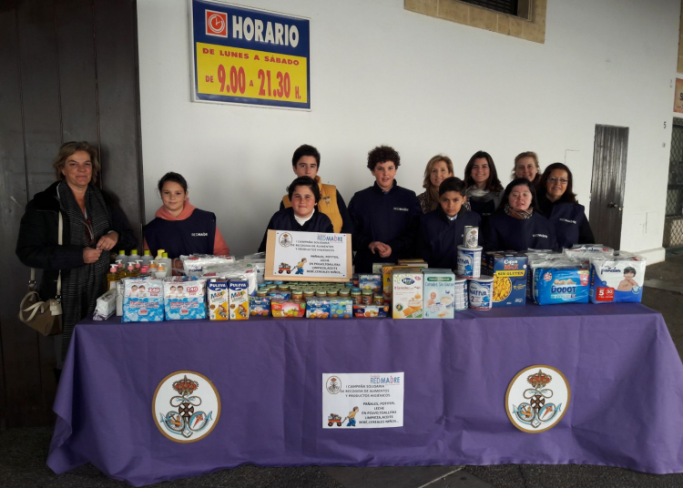 La Defensión llevo a cabo una recogida de alimentos para RedMadre