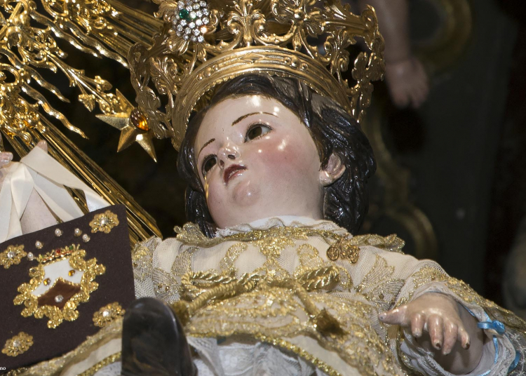 Besamanos al Niño Jesús de la Virgen del Carmen