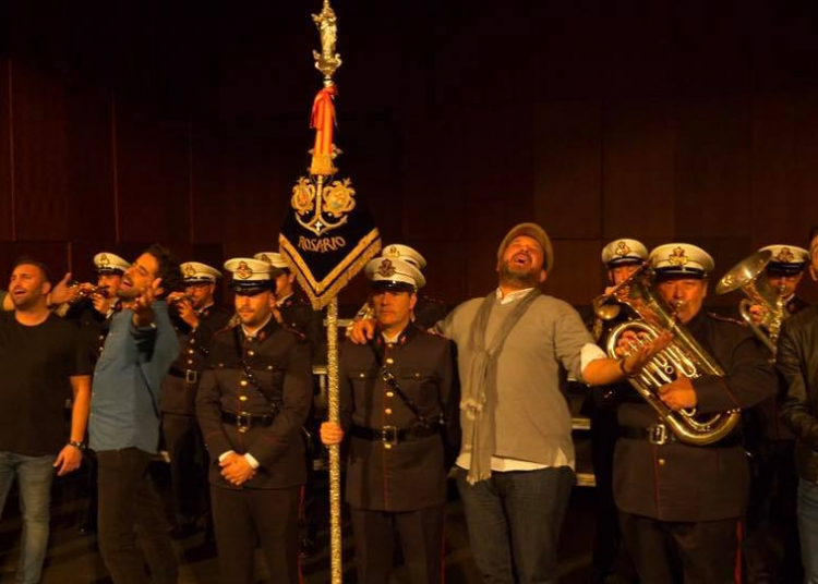 El nuevo trabajo de «Señor Gañán» fusiona Semana Santa y Carnaval