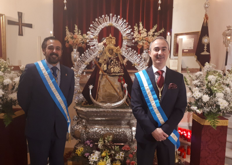 D. Pedro Gómez toma posesión como Hermano Mayor Honorífico de la Virgen de la Cabeza