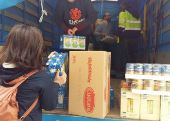 Gran aportación de la Hermandad de la Vera Cruz a Cáritas del Pilar