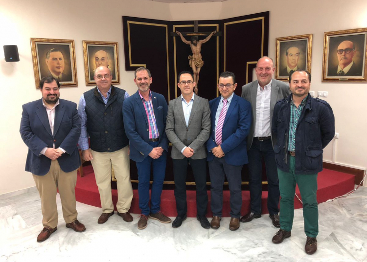 Las hermandades de las jornadas del Lunes y Martes Santo recibieron a la Sed y la Salud de San Rafael