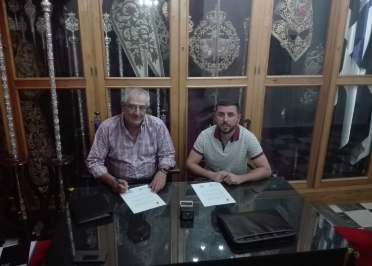 Las Tres Caídas renueva con la Banda Municipal de Gerena