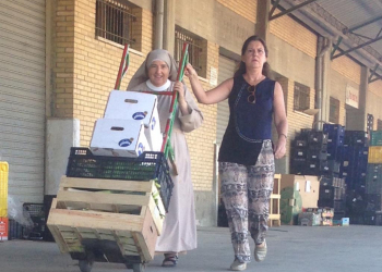 Gran labor de la Bolsa de Caridad de la Hermandad de la Vera Cruz