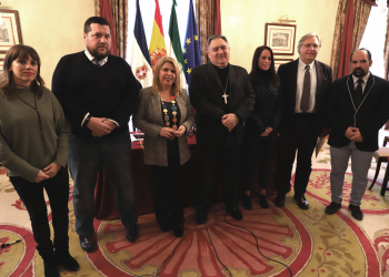 Rubricado el acuerdo entre Ayuntamiento y Obispado para la cesión de las parcelas a las hermandades de Bondad y Misericordia, Soberano Poder y Consuelo