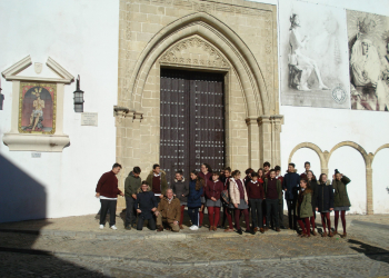 Más de 500 escolares participarán este curso en la actividad «Visita al templo de San Mateo»