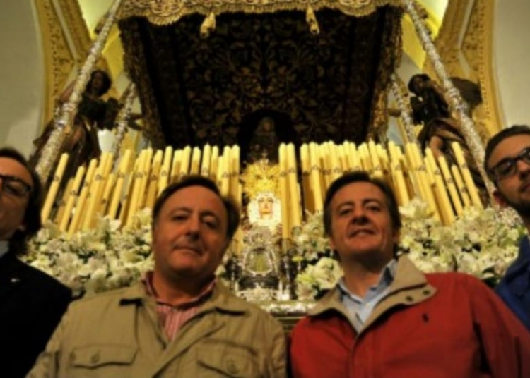 Conferencia a cargo de la familia Ariza en la Buena Muerte