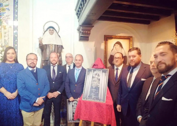 El Consuelo entregó la corbata al pregonero de la Semana Santa 2020