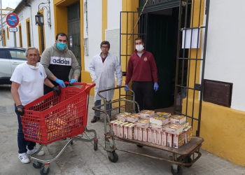 Bondad y Misericordia dona productos de primera necesidad a «Costaleros por nuestros mayores»