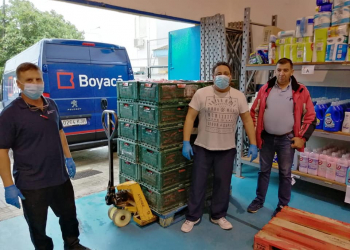 La Exaltación reparte más de 500 kilos de verduras