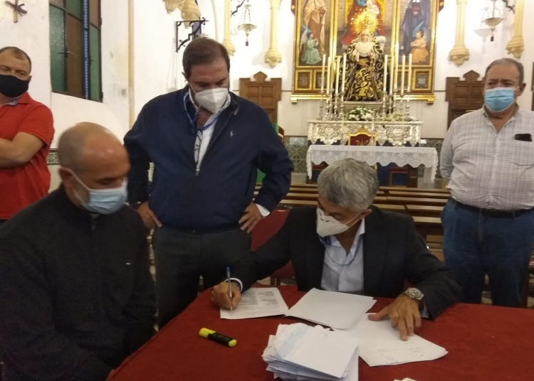 Juan Miguel García, reelegido como hermano mayor de la Borriquita