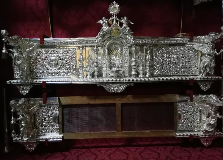 La Candelaria inicia la restauración de los respiraderos de su paso de palio