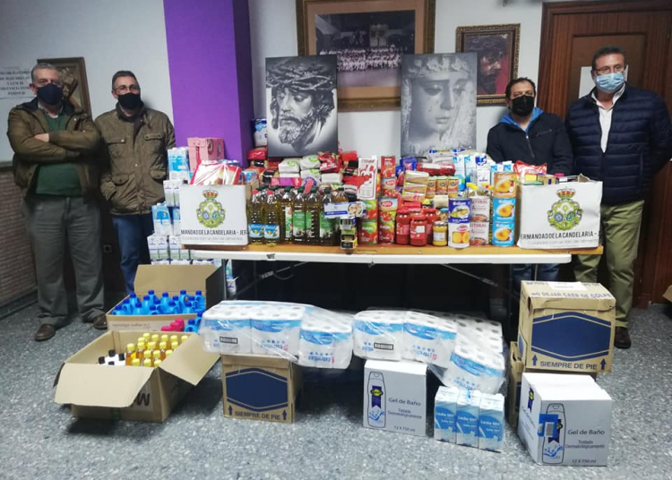 La Candelaria recoge más de una tonelada de alimentos