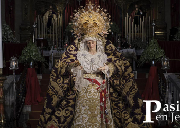 Bendecida la nueva corona de camarín de Santa María de la Paz y Concordia