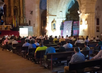 Los hermanos del Desconsuelo aprueban la restauración del techo y bambalinas del paso de palio