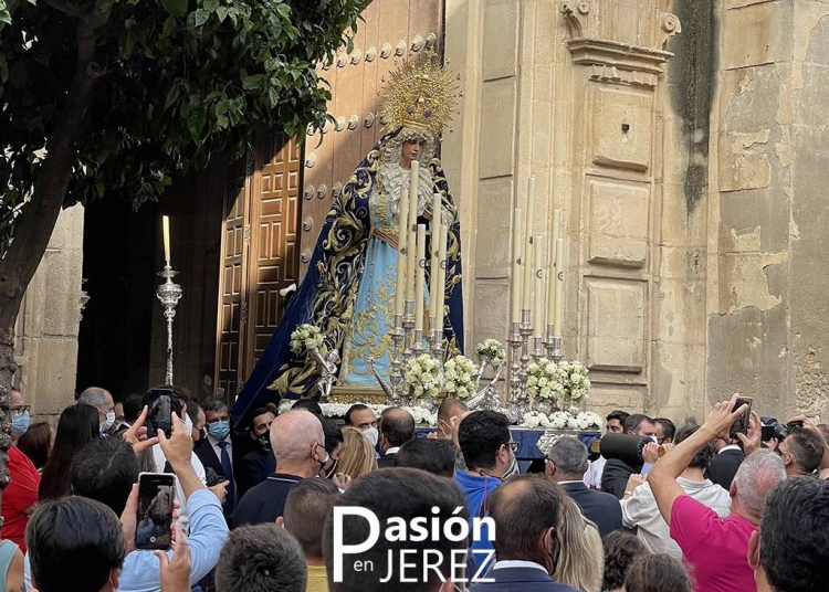 Cristo Rey y la Virgen de la Estrella regresan hoy al Oratorio de la Escuela de San José