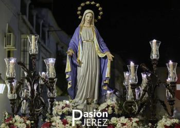 La Virgen de la Medalla Milagrosa sale esta tarde en procesión