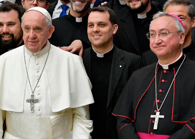 Monseñor José Rico Pavés se reúne esta semana con el Papa Francisco