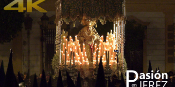 María Santísima de la Amargura por plaza de las Angustias