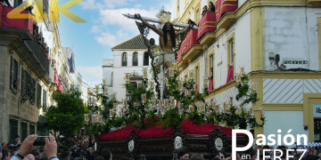 El Cristo de la Expiración en Puerta Sevilla