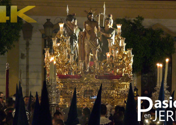 La Sagrada Flagelación por la plaza de las Angustias