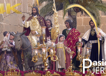 Salida de Cristo Rey de la Catedral