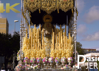 María Santísima de Salud y Esperanza por su barrio