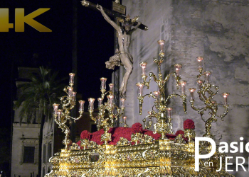 La Hermandad del Santo Crucifijo por la Alameda Vieja