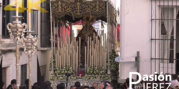 María Santísima de los Dolores por Carpintería Baja