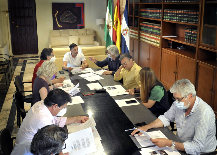 Urbanismo da luz verde al proyecto de adecuación del local para la Casa Hermandad de la Cena