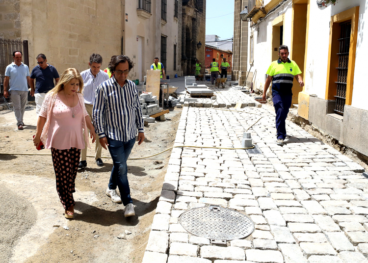 La segunda fase de las obras del entorno de  San Juan de los Caballeros se encuentran al 60% de su ejecución