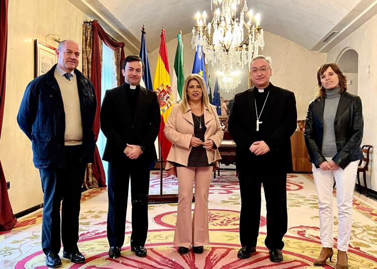 Ayuntamiento y Obispado mantienen un encuentro para desarrollar acciones de colaboración institucional